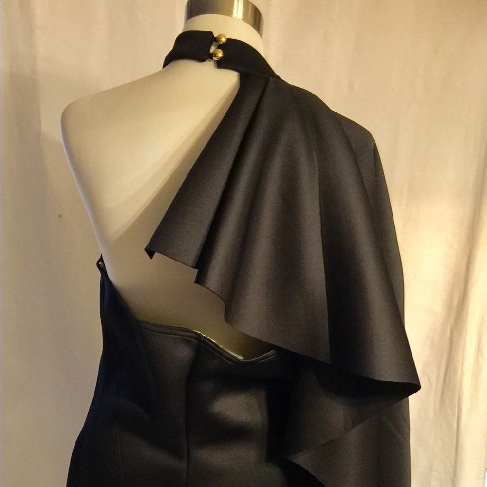 Host Pick SALE! SEXY ONE SHOULDER DRESS - Picture 5 of 6